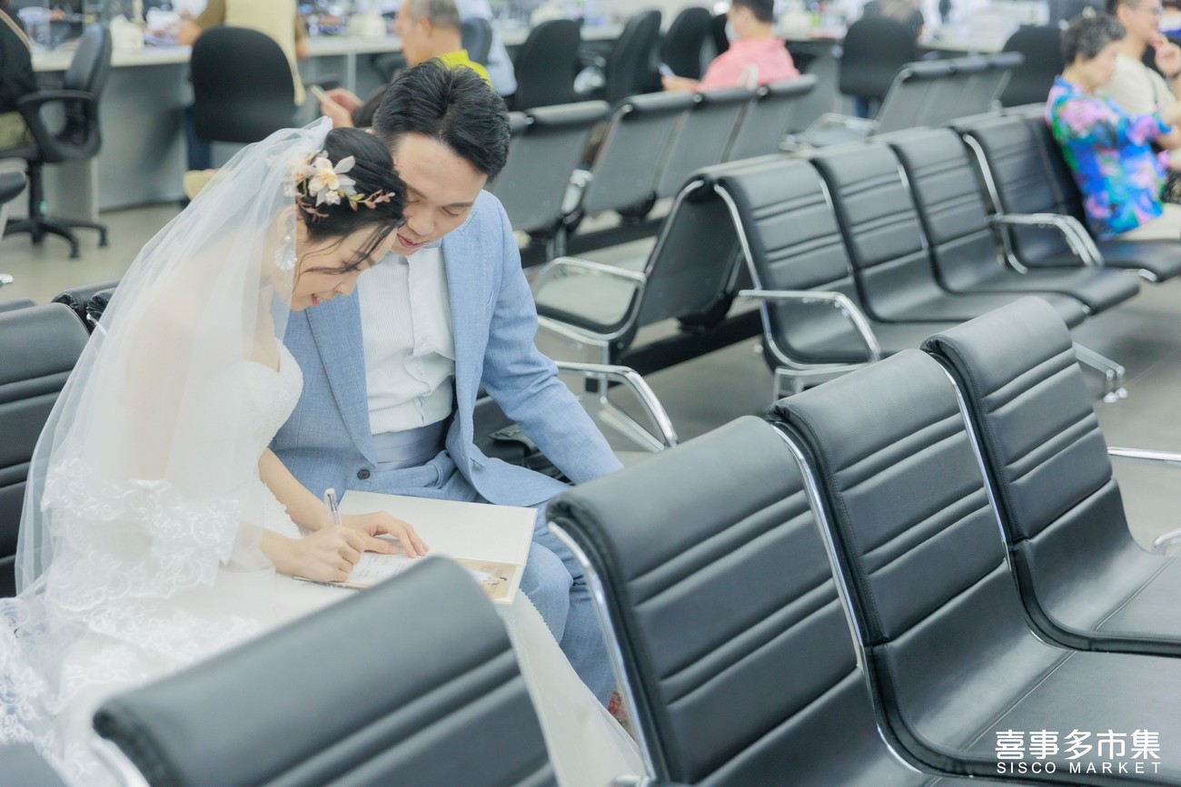 結婚登記攝影dcard,結婚登記攝影費用,結婚登記攝影台北,結婚登記拍攝,2小時註冊攝影,註冊攝影價錢,登記婚寫真,結婚登記攝影,結婚登記攝影桃園,結婚登記攝影台中,結婚登記攝影台南,結婚登記攝影高雄,登記拍照方案,結婚登記攝影推薦